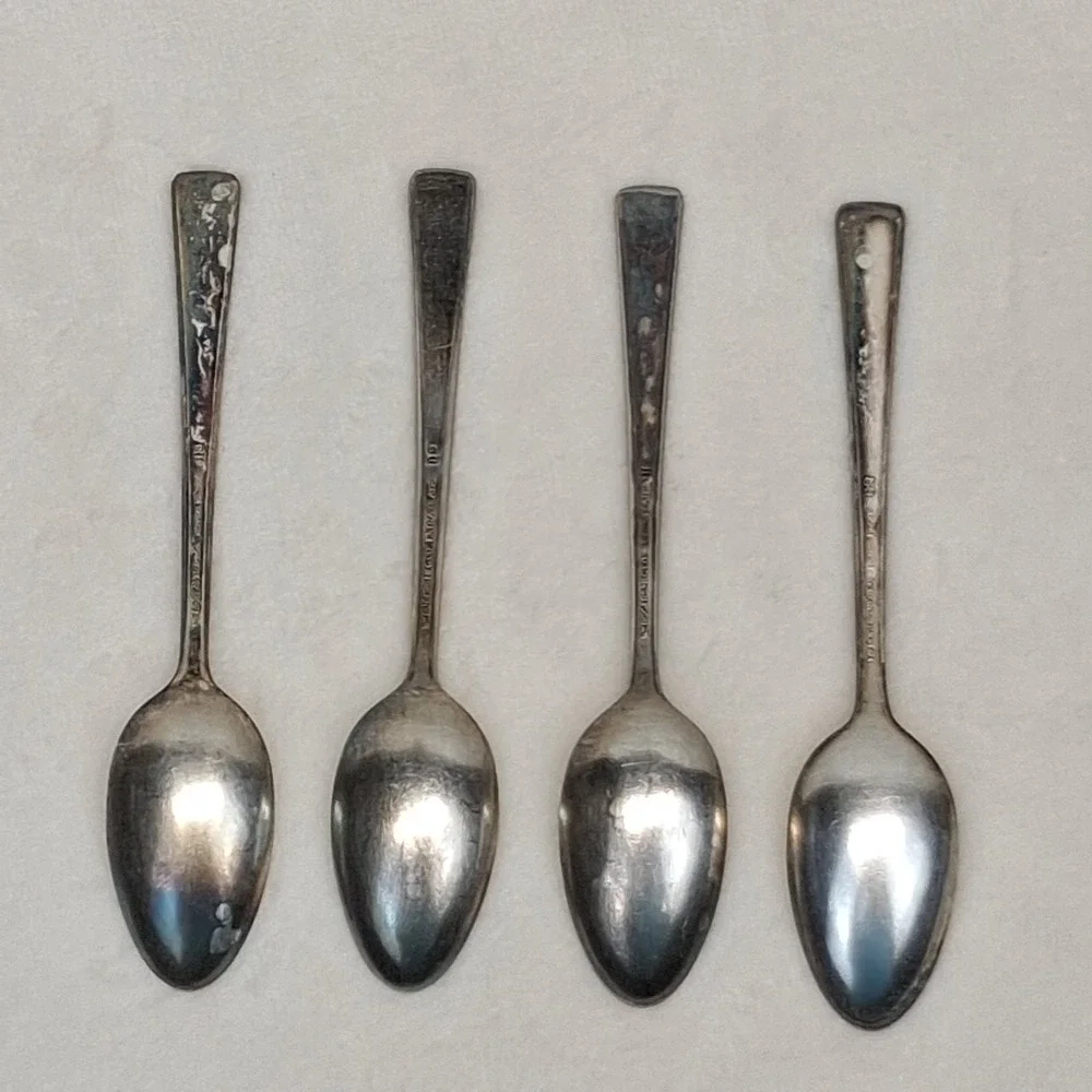 Vintage Silverware Spoons WM ROGERS MFG. CO EXTRA PLATE ORIGINAL ROGERS